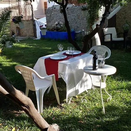 Ithaka Vacacional Guest house 3*